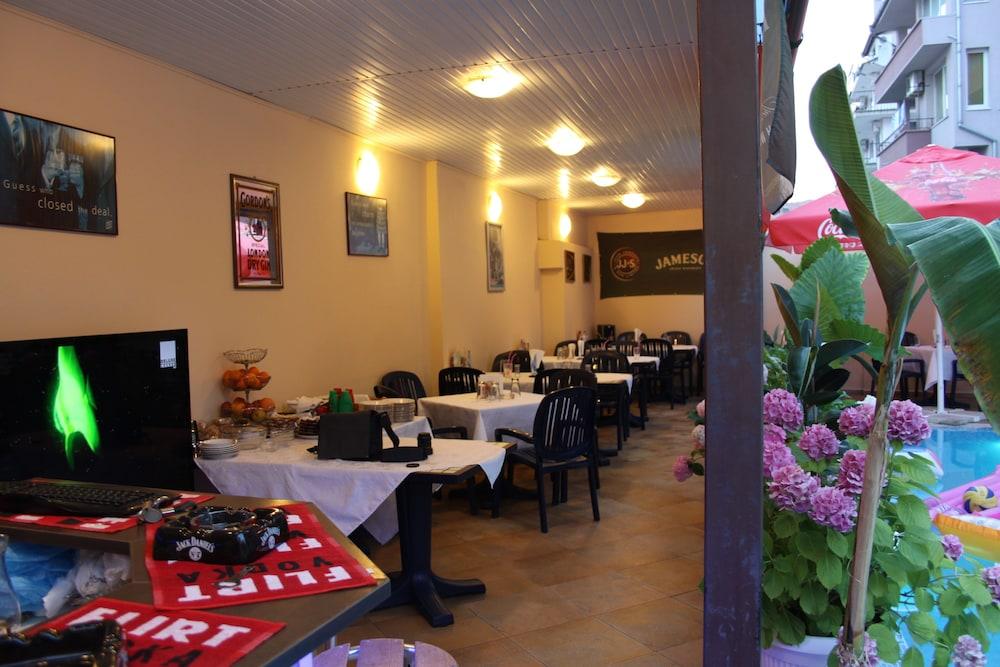 Italia Hotel Neszebar Kültér fotó