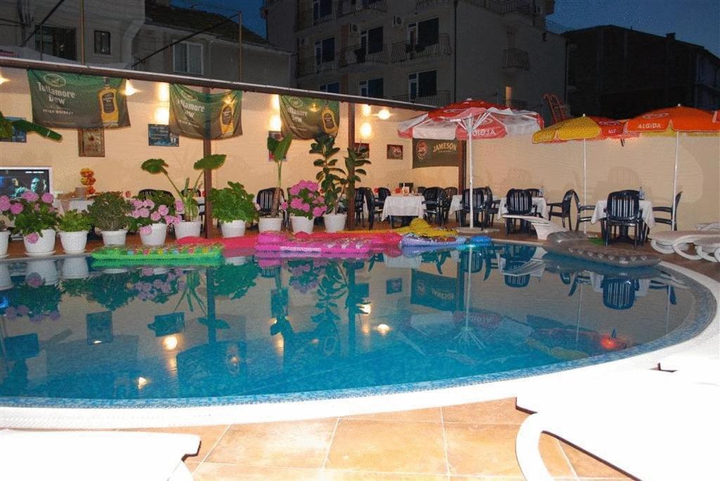 Italia Hotel Neszebar Kültér fotó
